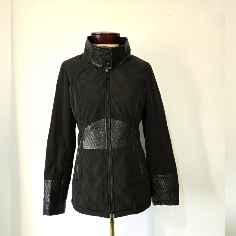 DANIER leather and polyester black jacket. Size XXS (seems a bit bigger)